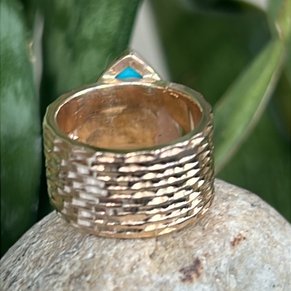 14 karat gold and sleeping beauty ring - Picture 4 of 8